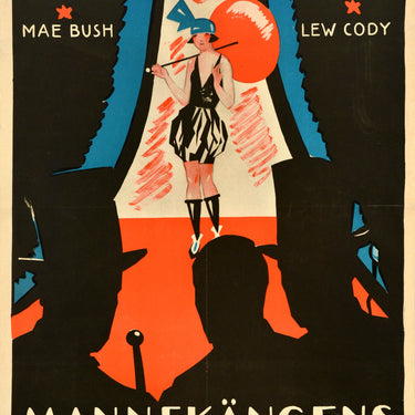 Nellie The Beautiful Cloak Model